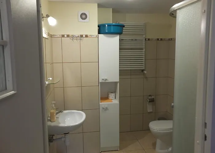 Κατάλυμα σε φάρμα Dwor *